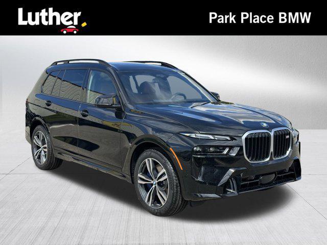 Photo of 2026 Black Sapphire Metallic BMW X7