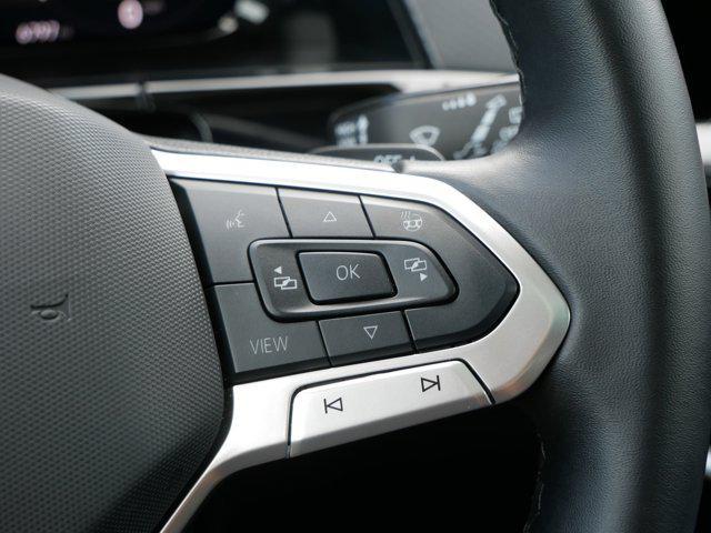 Photo of 2025 Deep Black Pearl Volkswagen Atlas