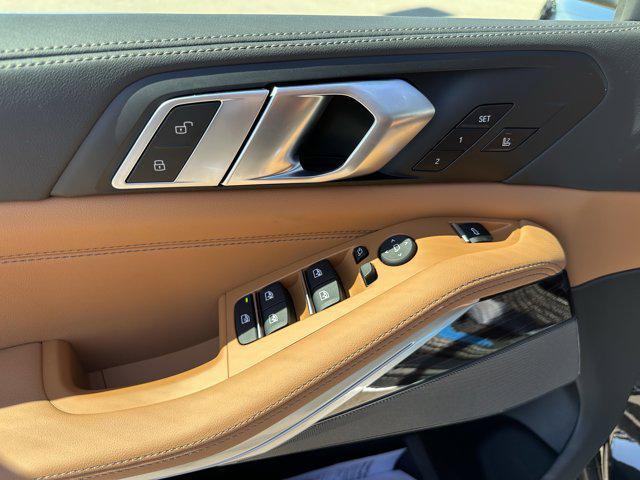Photo of 2026 Black Sapphire Metallic BMW X5