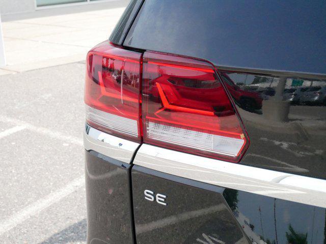 Photo of 2022 Deep Black Pearl Volkswagen Atlas