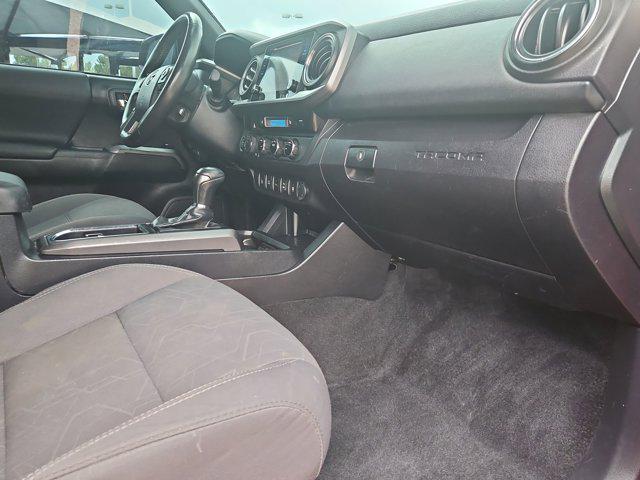 Photo of 2017 Barcelona Red Metallic Toyota Tacoma