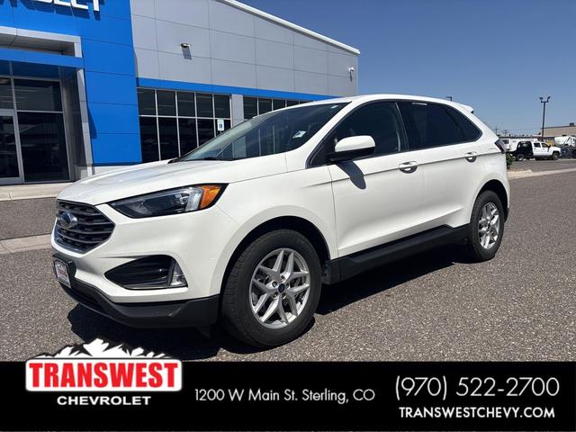 Photo of 2022 White Ford Edge