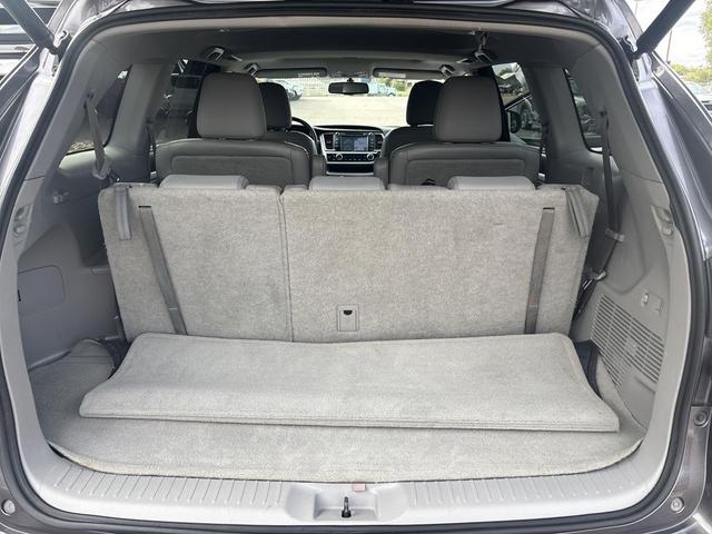 Photo of 2015 Predawn Gray Mica Toyota Highlander