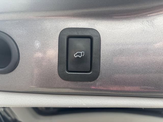Photo of 2015 Predawn Gray Mica Toyota Highlander