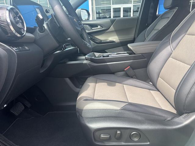 Photo of 2026 Cacti Green Chevrolet Equinox