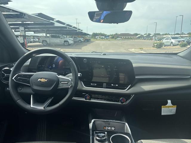 Photo of 2026 Cacti Green Chevrolet Equinox