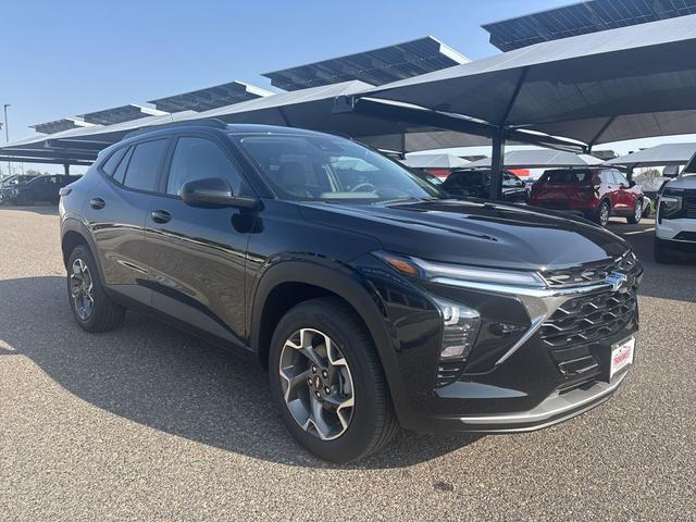 Photo of 2025 Mosaic Black Metallic Chevrolet Trax