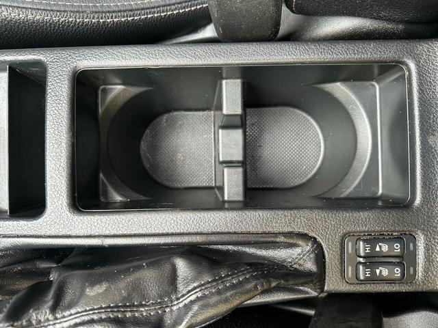 Photo of 2014 Tan Subaru XV Crosstrek