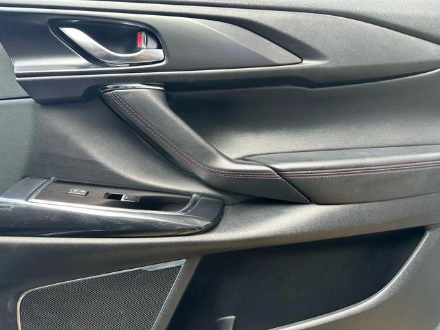Photo of 2021 Gray Mazda CX-9