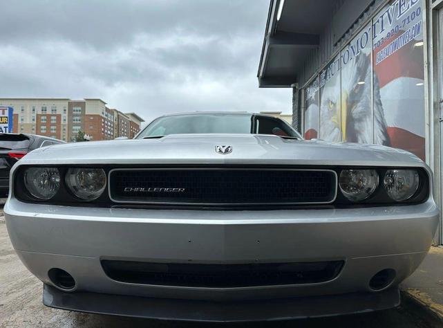 Photo of 2010 Silver Dodge Challenger