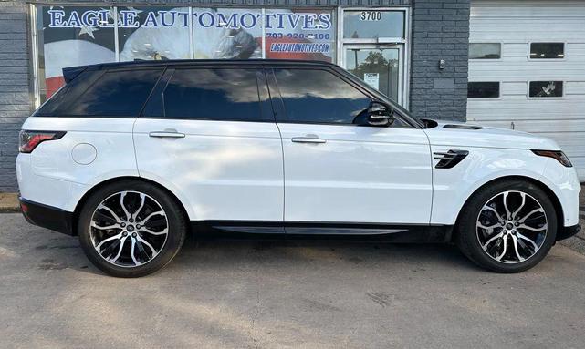 Photo of 2022 White Land Rover Range Rover Sport