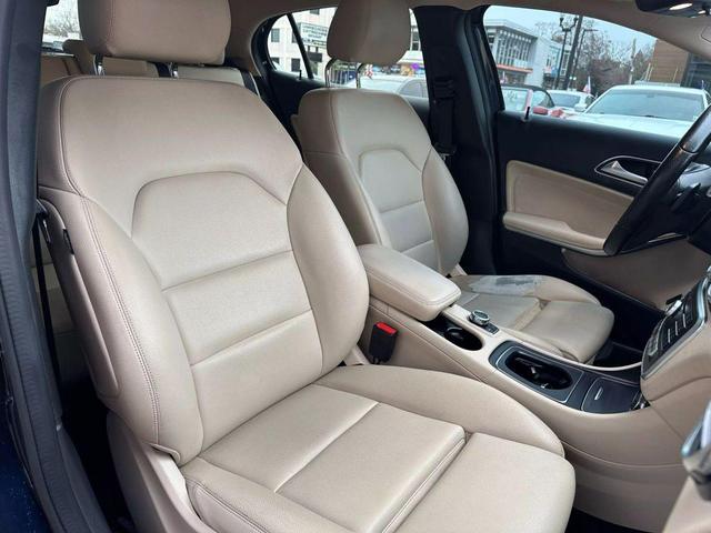 Photo of 2018 Blue Mercedes-Benz GLA 250
