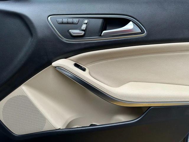 Photo of 2018 Blue Mercedes-Benz GLA 250
