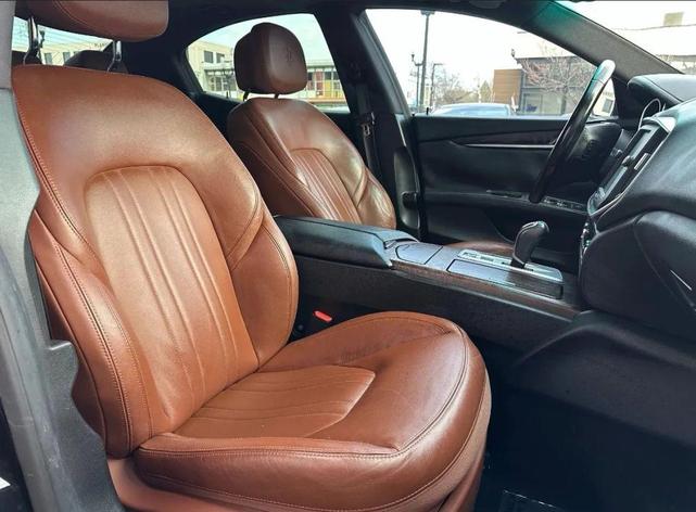 Photo of 2014 Black Maserati Ghibli