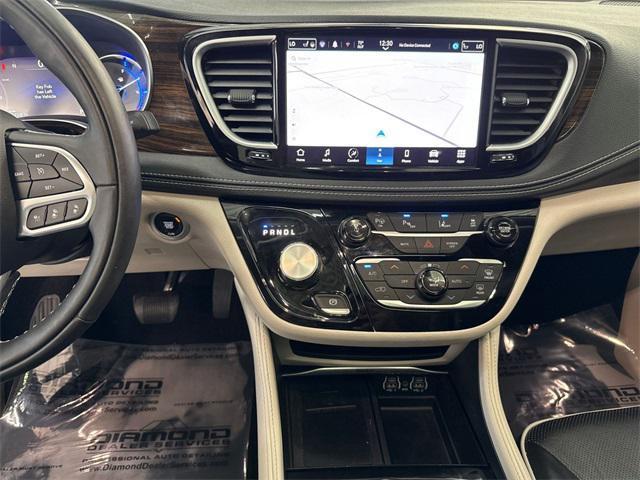 Photo of 2022 Fathom Blue Pearlcoat Chrysler Pacifica Hybrid