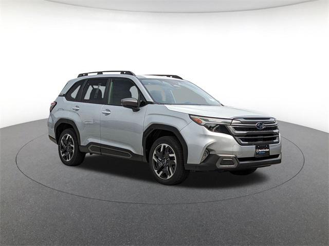 Photo of 2025 Ice Silver Metallic Subaru Forester