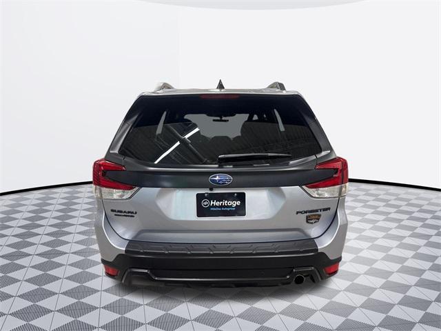 Photo of 2024 Ice Silver Metallic Subaru Forester