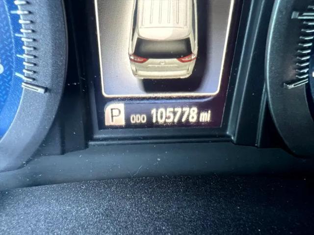 Photo of 2018 Gray Toyota Sienna