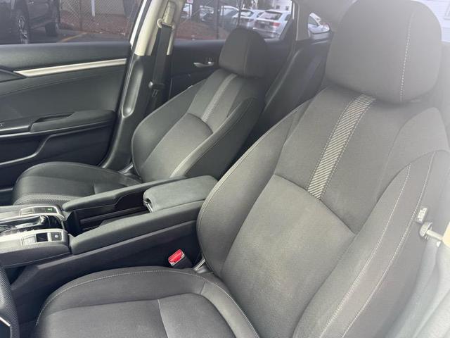 Photo of 2017 White Honda Civic