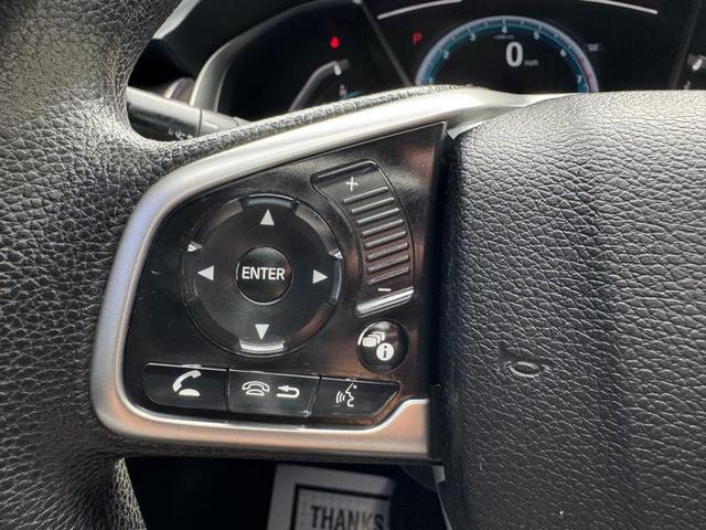 Photo of 2017 White Honda Civic