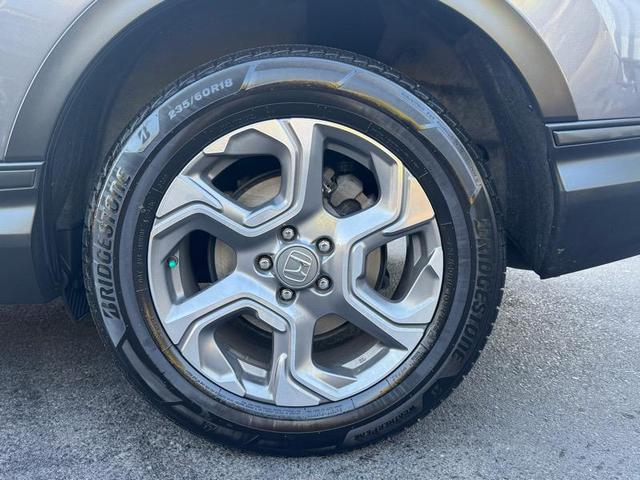 Photo of 2017 Gray Honda CR-V