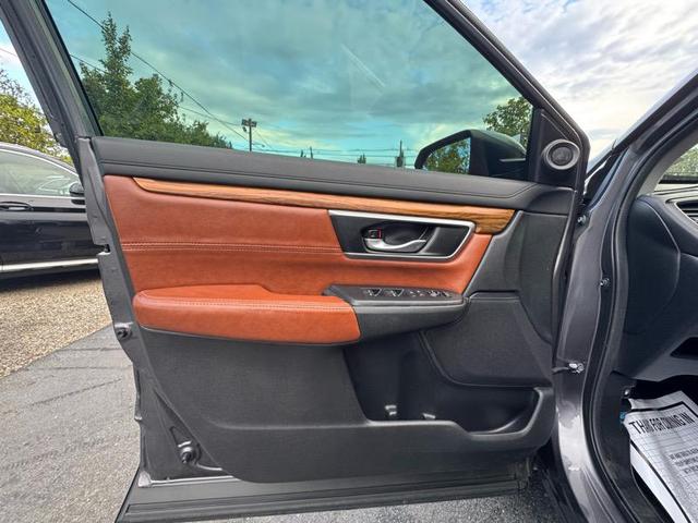 Photo of 2018 Gray Honda CR-V