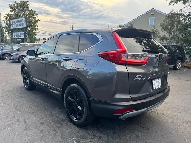 Photo of 2018 Gray Honda CR-V
