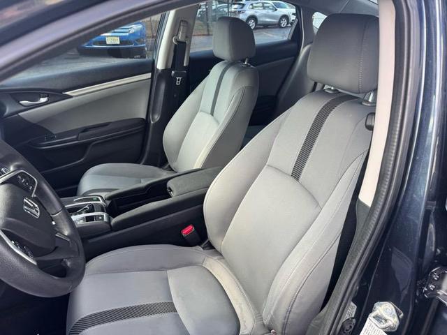 Photo of 2016 GRAY Honda Civic