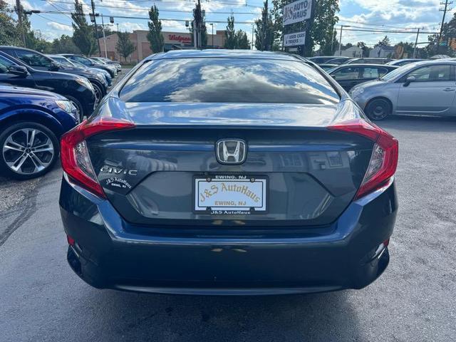 Photo of 2016 GRAY Honda Civic