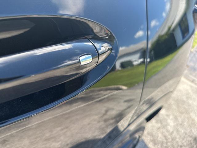 Photo of 2023 Ebony Twilight Metallic Buick Envision