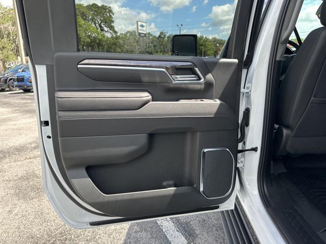 Photo of 2025 Summit White Chevrolet Silverado 2500