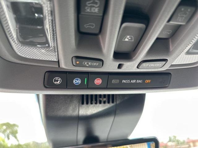 Photo of 2025 Summit White Chevrolet Silverado 2500