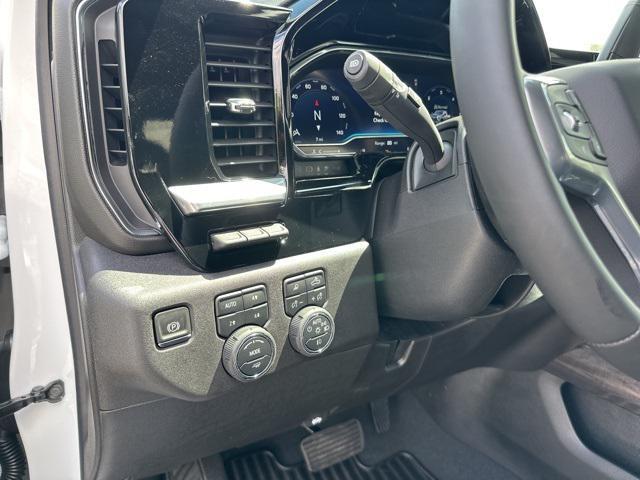 Photo of 2025 Summit White Chevrolet Silverado 2500