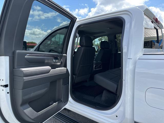 Photo of 2025 Summit White Chevrolet Silverado 2500