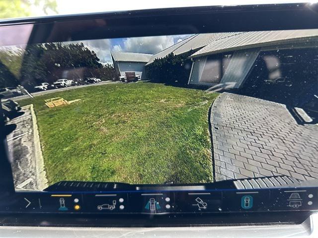 Photo of 2025 Summit White Chevrolet Silverado 2500