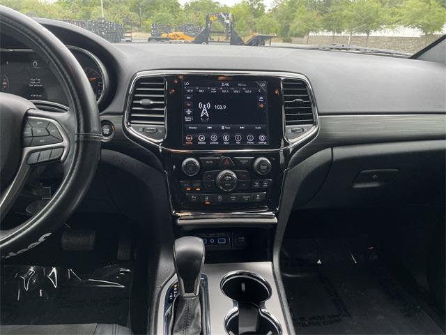 Photo of 2022 Bright White Clearcoat Jeep Grand Cherokee