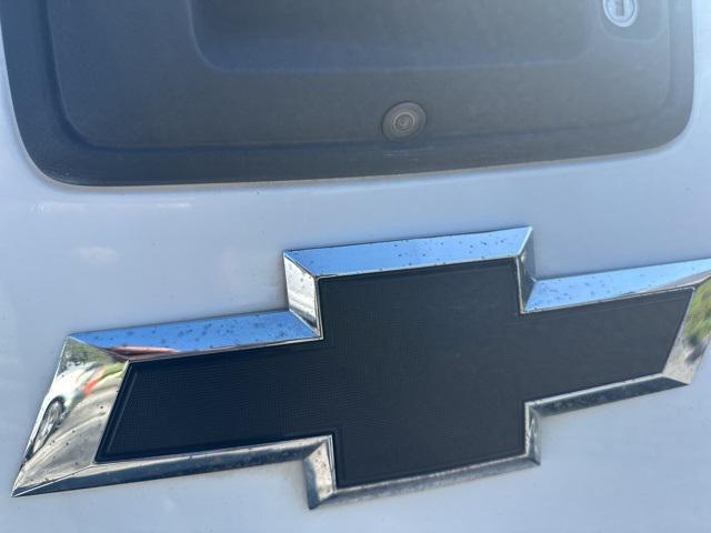 Photo of 2019 Summit White Chevrolet Colorado