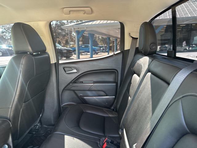 Photo of 2019 Summit White Chevrolet Colorado