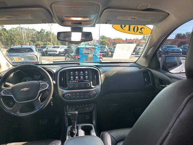 Photo of 2019 Summit White Chevrolet Colorado