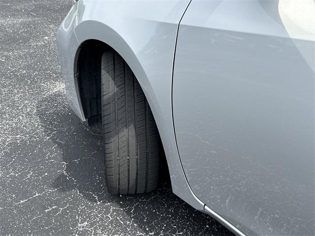Photo of 2019 Classic Silver Metallic Toyota Corolla