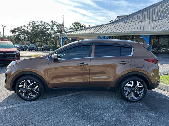 Photo of 2020 Burnished Copper Kia Sportage