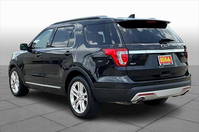 Photo of 2017 Shadow Black Ford Explorer