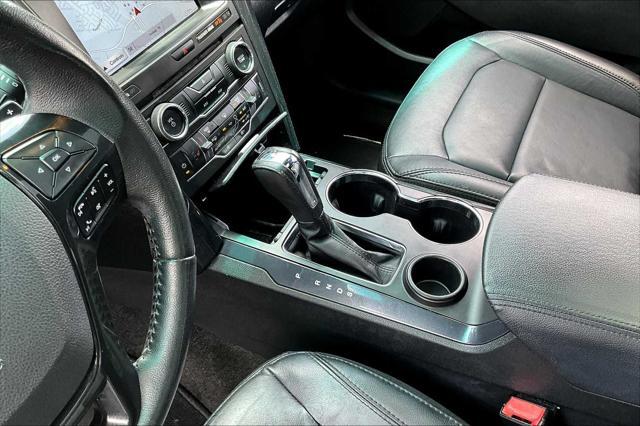 Photo of 2017 Shadow Black Ford Explorer
