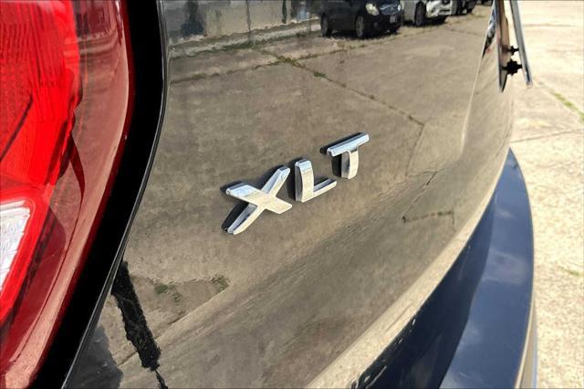 Photo of 2017 Shadow Black Ford Explorer