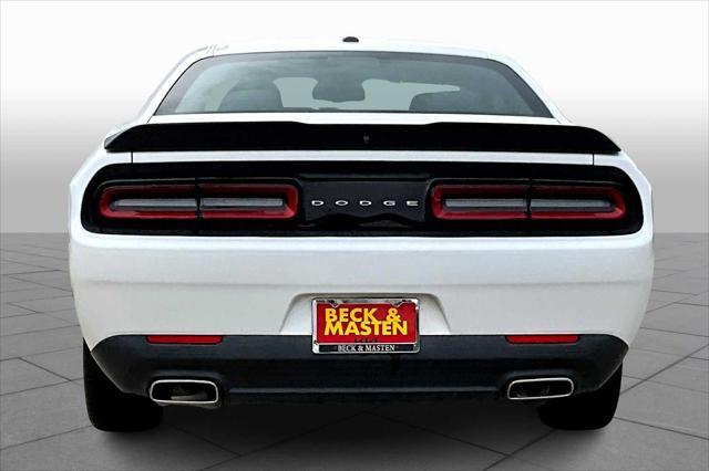 Photo of 2019 White Knuckle Clearcoat Dodge Challenger