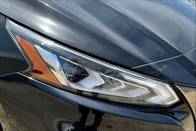 Photo of 2021 Super Black Nissan Altima