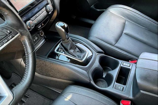 Photo of 2018 Caspian Blue Nissan Rogue