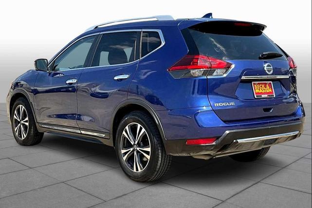 Photo of 2018 Caspian Blue Nissan Rogue