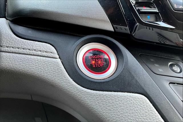 Photo of 2018 GRAY Honda Odyssey