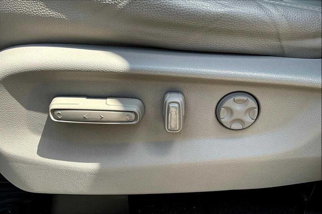 Photo of 2018 GRAY Honda Odyssey